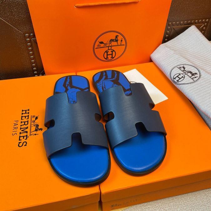 H**mes slippers
